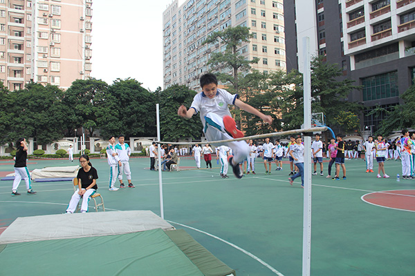 奏运动乐章 扬青春风采——中大附中第24届校运会举行