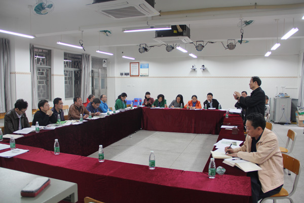 学校召开市“一模”成绩分析会