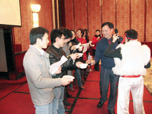 轻歌曼舞迎新春
