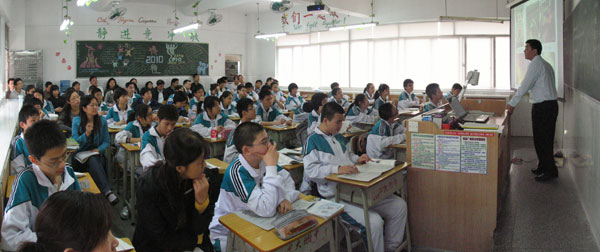 历练与提升：我校“青课赛”圆满落幕