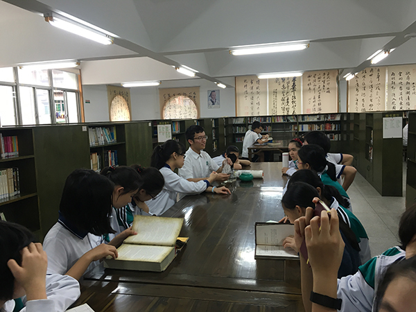 第40期“读书沙龙”活动圆满结束——“哈利•波特”
