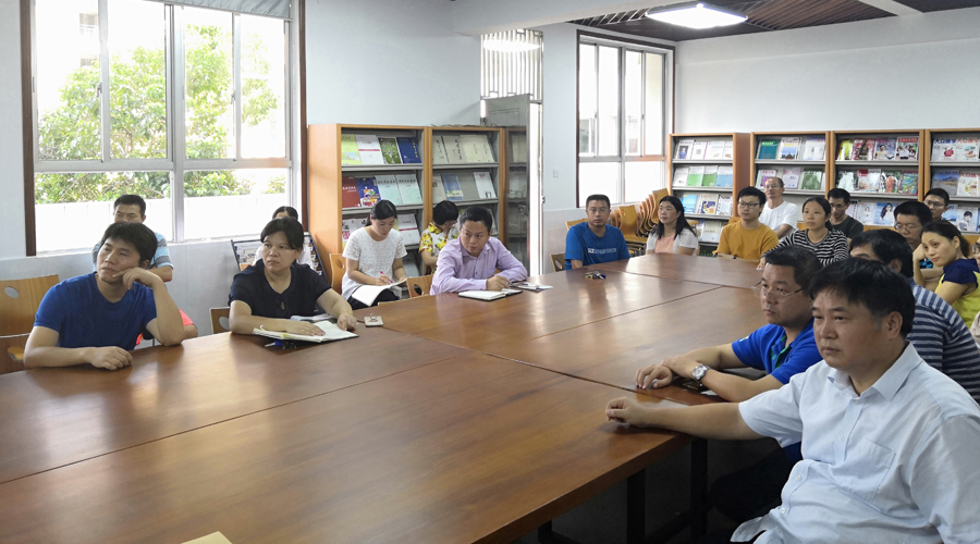 2018-09-30-144706367