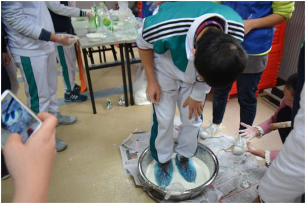 奇思妙想创造新材料——“材益”科学活动感受