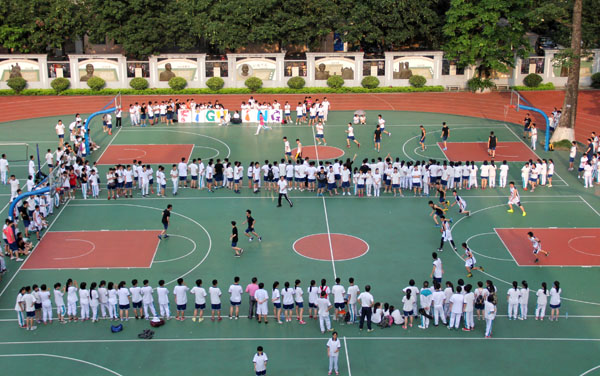 中大附中学生夏季篮球赛圆满结束 