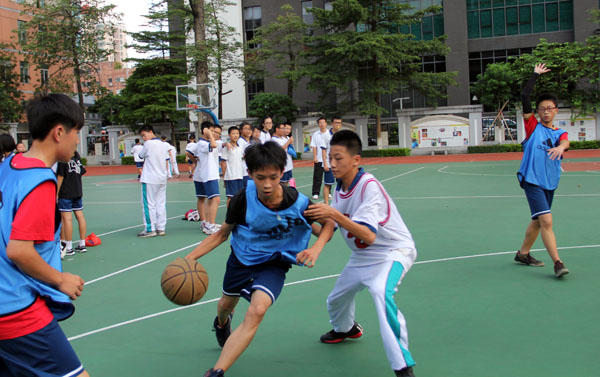 中大附中学生夏季篮球赛圆满结束 