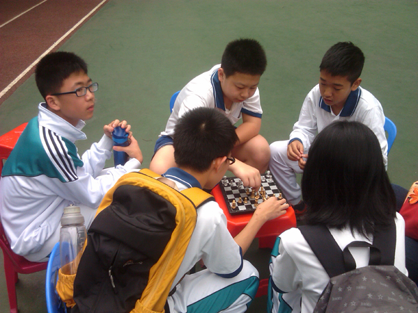 颜钰昊同学获得区围棋比赛第二名