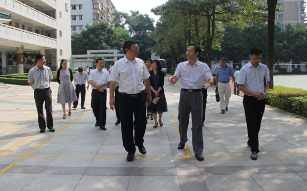王东副市长来校调研，将进一步扶持民办学校发展