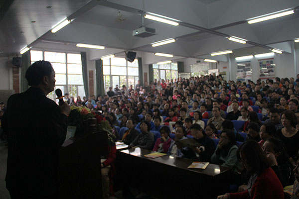 中大附中2018年新年 “思考•审美•表现力”开放日公告