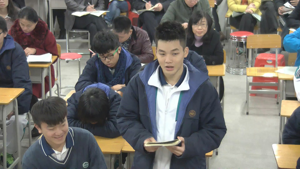 CLASS 2 TO BE NO.1 ——记高二（2）主题班会 