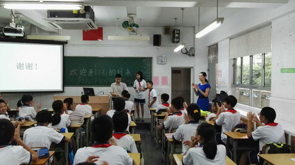 眼科教授走进附中课堂