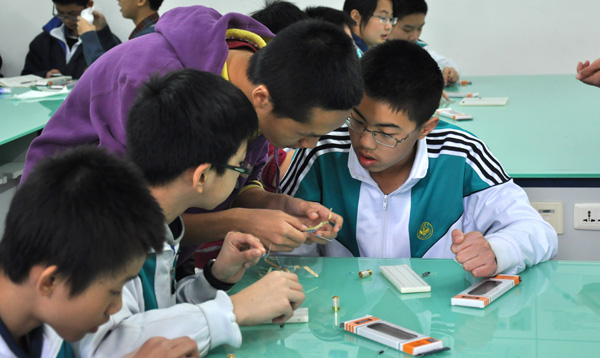 第三期“云梯计划”学生课外科技 创新实践活动训练课程圆满完成