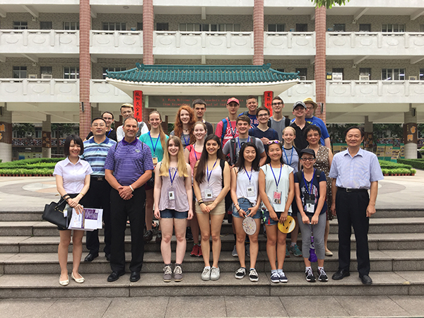 美国布朗斯堡学校集团到访我校，听听美方师生怎么说