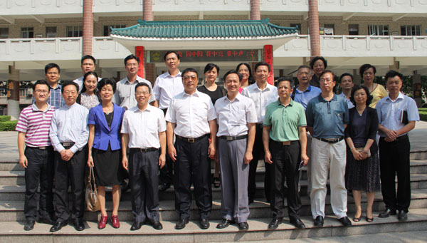 王东副市长来校调研，将进一步扶持民办学校发展