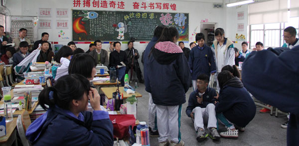 温暖的瞬间——记高二2主题班会课