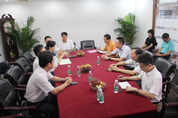 顺德区委区邦敏书记一行莅临我校考察交流