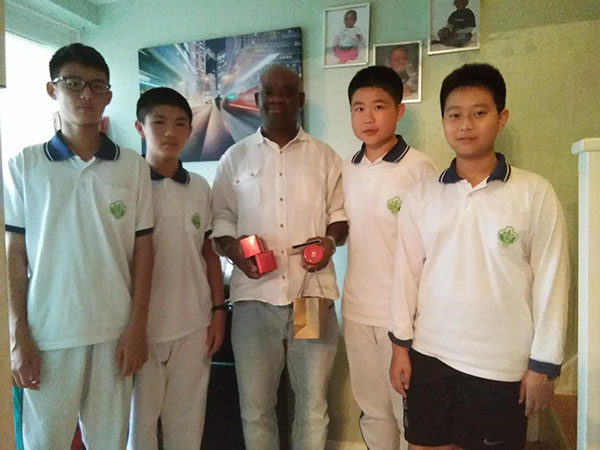 游学英国 深度体验——中大附中一队暑假英国游学