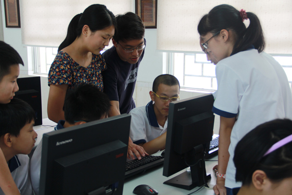 2015年MIT科技夏令营举行