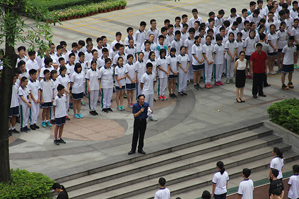 学校为高考中考出征壮行