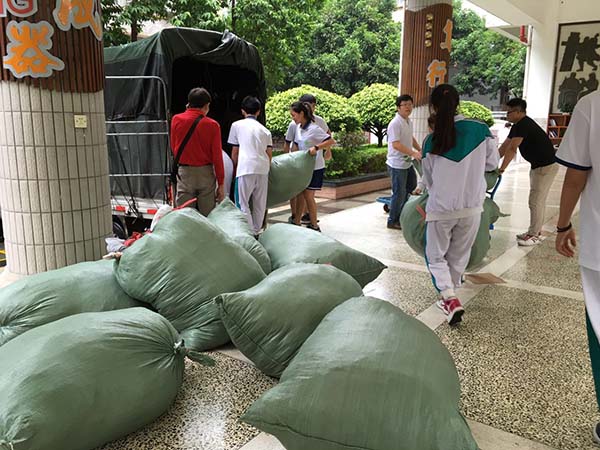 旧衣零抛弃，资源零浪费——旧衣回收活动在附中