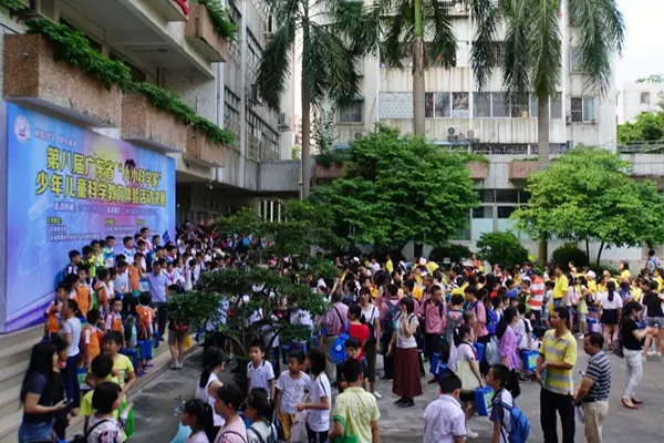 广东省“小小科学家”活动决赛我校获奖颇丰