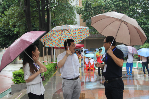 风雨无阻 少年赛车模 ——2015年全国青少年车辆模型锦标赛广州预选赛 暨广州市青少年车辆模型锦标赛成功举行