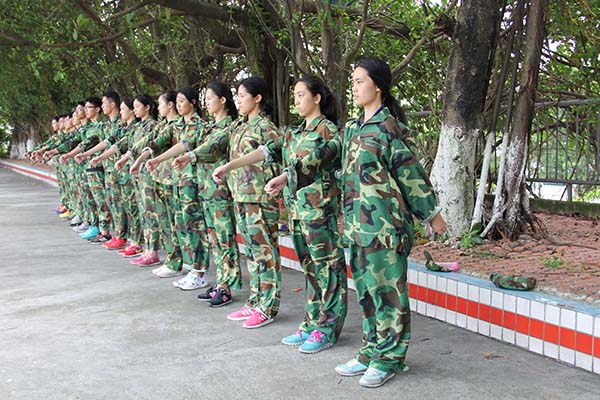 我校2016级新生军训圆满结束